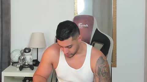 ken_mailik online show from October 9, 11:10 pm