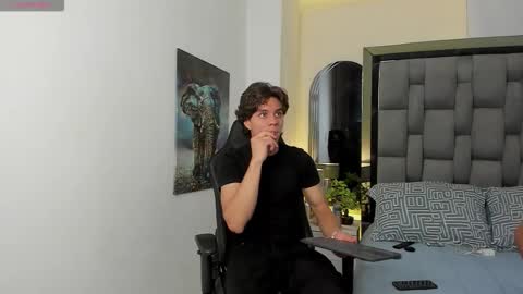 Ken online show from January 12, 6:48 pm