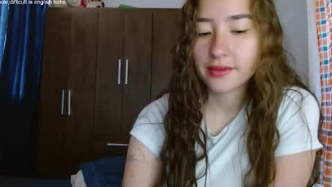 kendal_di online show from October 24, 4:08 pm