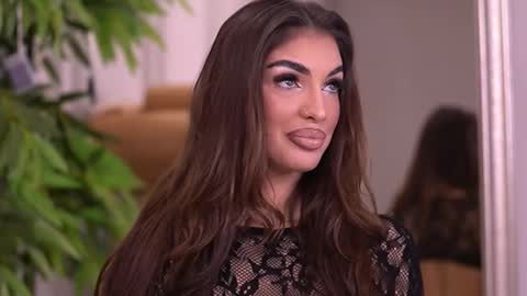 Kendal online show from November 26, 7:10 pm