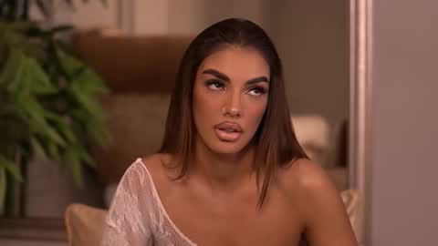 Snapshot of kendall_jolly chatting on September 20, 8:23 pm Kendal online show from September 20, 8:23 pm