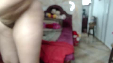 kendall  online show from March 24, 7:14 am