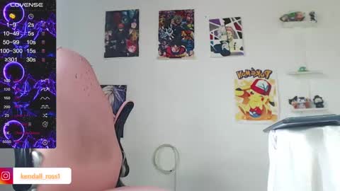 Snapshot of kendall_ros chatting on February 21, 6:37 pm kendall ross online show from February 21, 6:37 pm