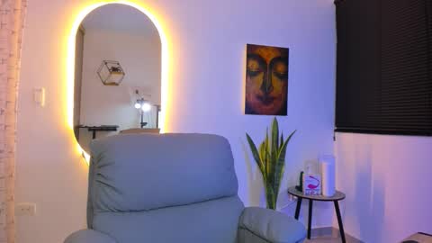 kendel_dimitri online show from February 10, 5:32 am