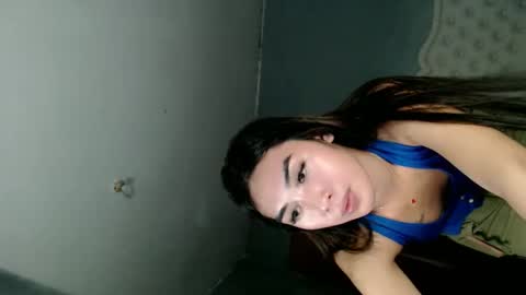 kendra_cake69 online show from May 10, 7:09 pm