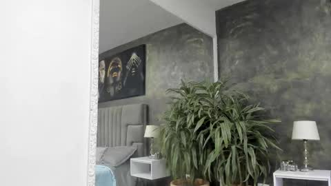 Kendra London online show from December 21, 1:06 pm