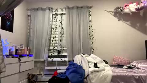 Snapshot of kendrakaps52 chatting on October 5, 12:19 am kendrakaps52 online show from October 5, 12:19 am