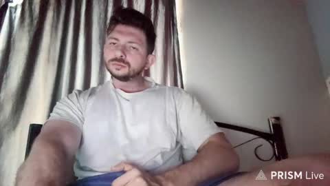 kenerkener online show from April 18, 2:08 pm