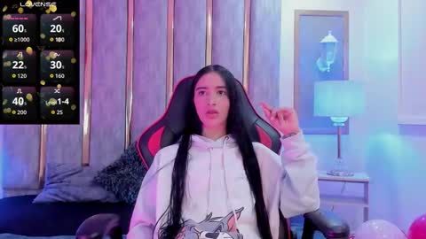 keniavelvet  online show from February 16, 11:19 am