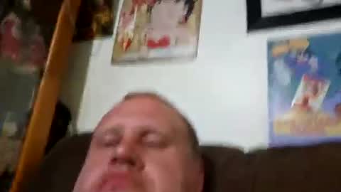 looking 4 free c2c online show from June 14, 5:59 pm