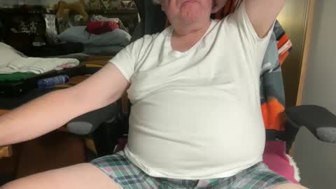Snapshot of kev92569 chatting on January 2, 1:49 am kev92569 online show from January 2, 1:49 am