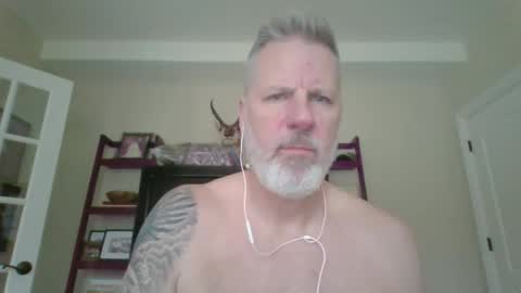 keven_x online show from November 25, 4:39 pm