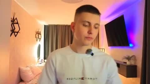 Keva online show from February 18, 5:24 pm