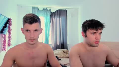 Snapshot of kevin_hornyyy chatting on September 28, 11:52 am kevin online show from September 28, 11:52 am