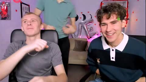 kevin_nix_ online show from February 17, 1:21 pm