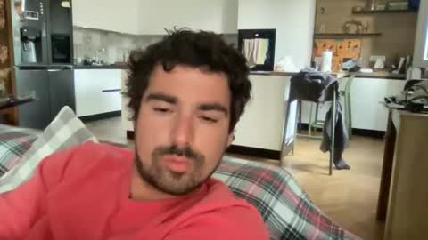 kevinpillobello online show from March 27, 4:19 pm