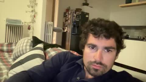 kevinpillobello online show from April 7, 5:48 pm