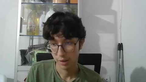 Snapshot of kevintdx chatting on September 24, 3:24 am kevintdx online show from September 24, 3:24 am
