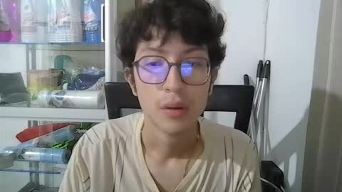 Snapshot of kevintdx chatting on September 28, 4:43 am kevintdx online show from September 28, 4:43 am