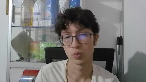 Snapshot of kevintdx chatting on September 21, 3:32 am kevintdx online show from September 21, 3:32 am
