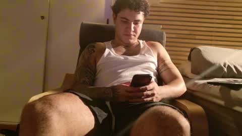 Kevin online show from April 22, 5:25 am