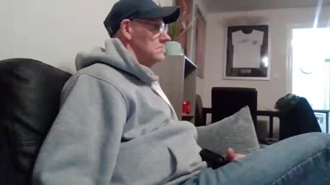 Snapshot of kevlooking4sez chatting on January 12, 8:36 pm kevlooking4sez online show from January 12, 8:36 pm