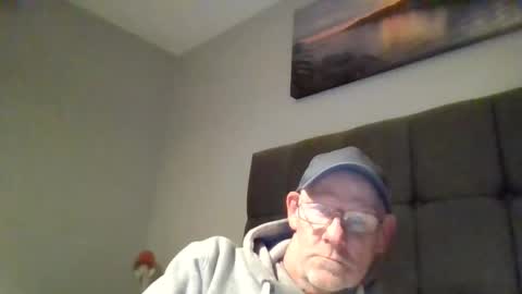 Snapshot of kevlooking4sez chatting on September 20, 12:57 am kevlooking4sez online show from September 20, 12:57 am
