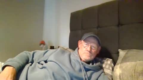 Snapshot of kevlooking4sez chatting on September 10, 5:14 pm kevlooking4sez online show from September 10, 5:14 pm