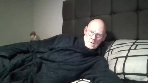 Snapshot of kevlooking4sez chatting on January 9, 12:57 am kevlooking4sez online show from January 9, 12:57 am