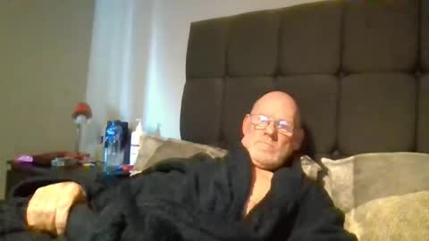 Snapshot of kevlooking4sez chatting on October 24, 11:55 am kevlooking4sez online show from October 24, 11:55 am