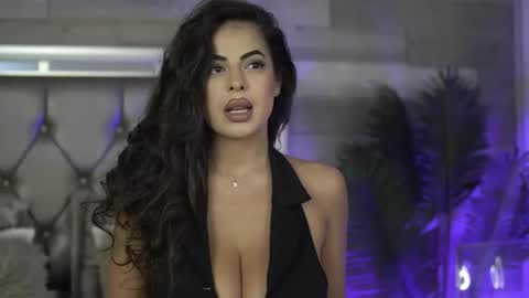 keylaconner online show from January 6, 5:55 am