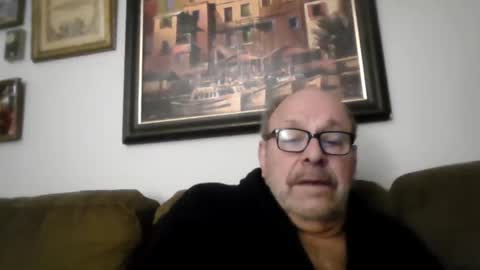 Kent online show from October 31, 1:22 pm