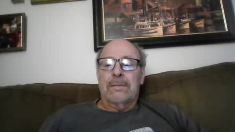 Snapshot of kfries chatting on September 12, 8:44 pm Kent online show from September 12, 8:44 pm