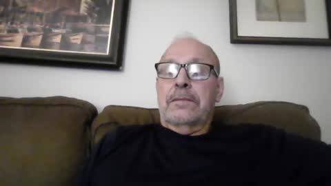 Snapshot of kfries chatting on September 23, 10:49 pm Kent online show from September 23, 10:49 pm