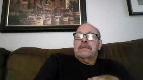 Snapshot of kfries chatting on October 13, 3:14 pm Kent online show from October 13, 3:14 pm