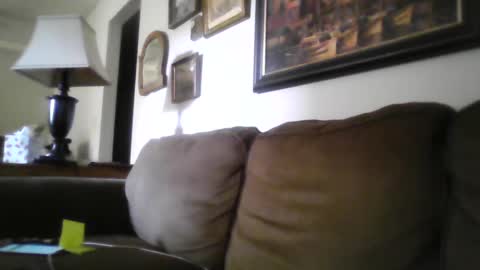 Snapshot of kfries chatting on October 4, 3:32 pm Kent online show from October 4, 3:32 pm