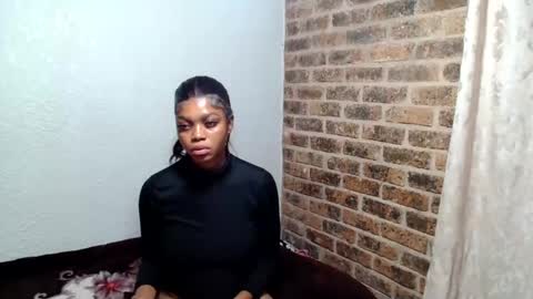 kgadee3 online show from December 8, 3:24 pm