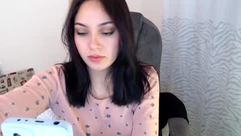 Liss online show from February 9, 6:37 pm