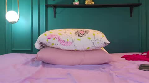 Kathe Hot online show from May 18, 9:10 pm