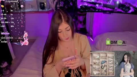 Snapshot of khionebesset chatting on January 12, 10:12 am Khi.  online show from January 12, 10:12 am