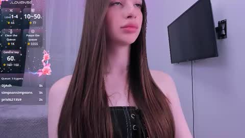 Khloe online show from October 3, 10:29 pm