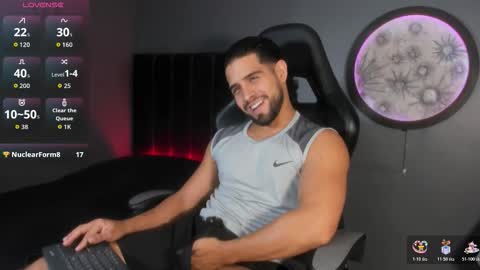 Khriss brown online show from January 7, 9:42 pm