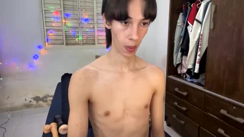 kiantwink online show from February 3, 5:29 am