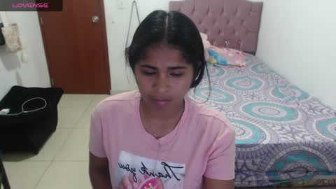 Snapshot of kiara_williamss chatting on January 23, 10:54 pm Kiara online show from January 23, 10:54 pm