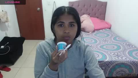 Snapshot of kiara_williamss chatting on February 2, 10:49 pm Kiara online show from February 2, 10:49 pm