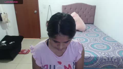 Snapshot of kiara_williamss chatting on February 9, 4:29 pm Kiara online show from February 9, 4:29 pm