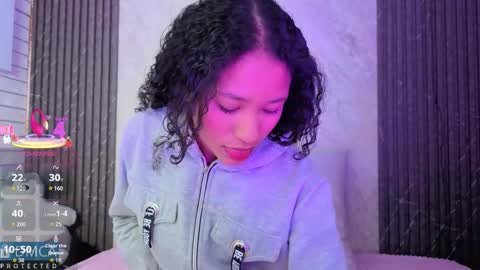 Snapshot of kiara_zahiri_ chatting on October 15, 11:11 am Kiara Zahiri online show from October 15, 11:11 am