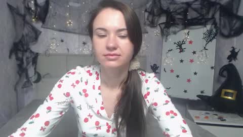 Kara online show from October 19, 6:56 pm