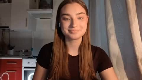 Ola my name is Lissa  Lets hit 10 Thumbs Up together   online show from May 30, 2:37 pm