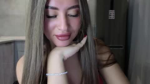 Snapshot of killer__girls chatting on October 8, 9:10 pm EvaAnna online show from October 8, 9:10 pm